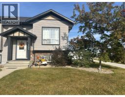 144 Henderson Crescent Hawkridge Estates, Penhold, Ca