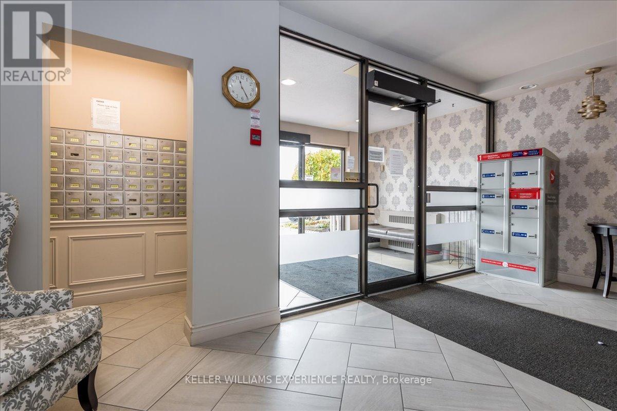 804 - 414 Blake Street, Barrie, Ontario  L4M 5J7 - Photo 21 - S12443595