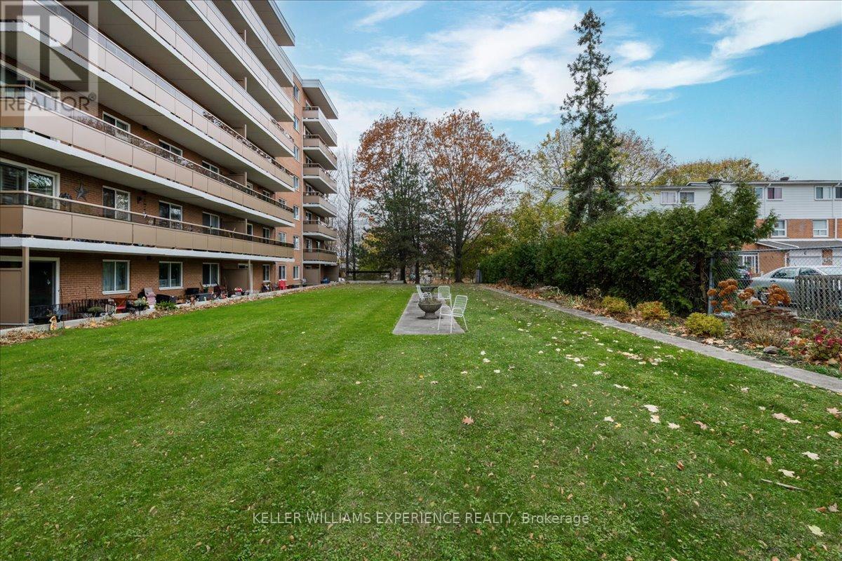 804 - 414 Blake Street, Barrie, Ontario  L4M 5J7 - Photo 28 - S12443595
