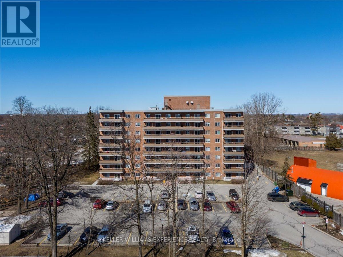 804 - 414 Blake Street, Barrie, Ontario  L4M 5J7 - Photo 18 - S12443595