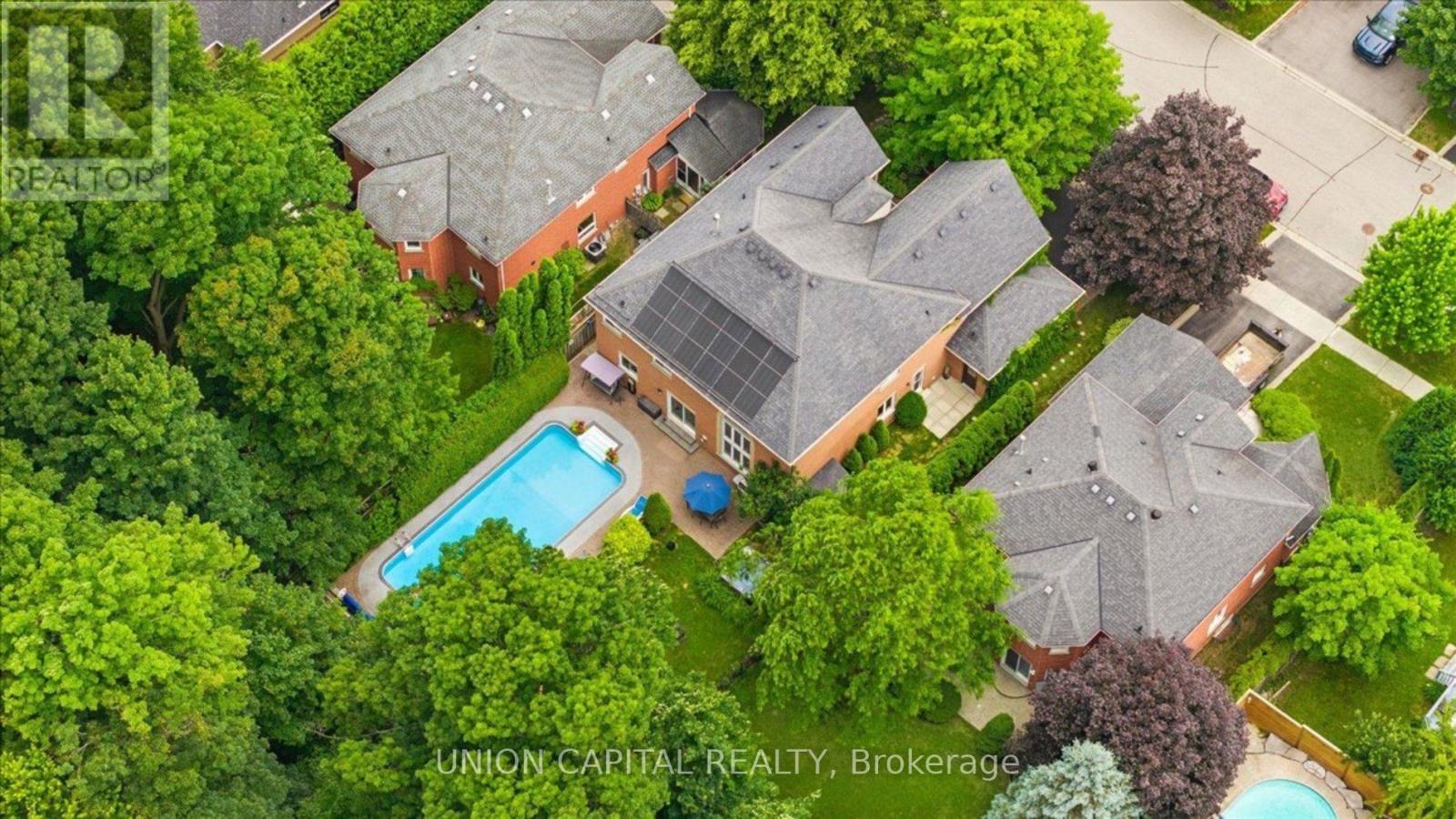 86 Charing Crescent, Aurora (Aurora Highlands), Ontario  L4G 6P5 - Photo 46 - N12444977