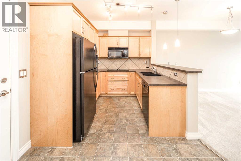 358, 26 Val Gardena View Sw, Calgary, Alberta  T3H 5Z5 - Photo 11 - A2242086