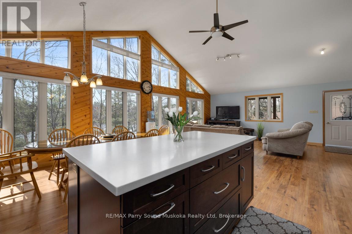 38 Shebeshekong Estates Road S, Carling, Ontario  P0G 1G0 - Photo 19 - X12445039