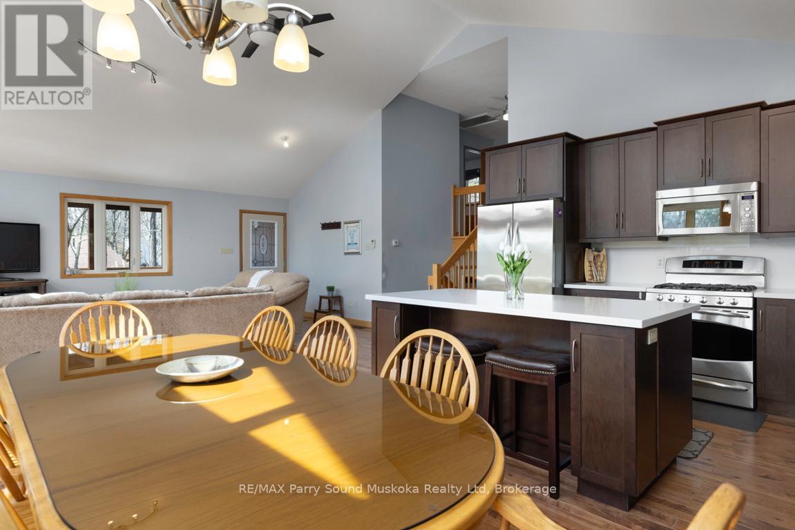 38 Shebeshekong Estates Road S, Carling, Ontario  P0G 1G0 - Photo 20 - X12445039