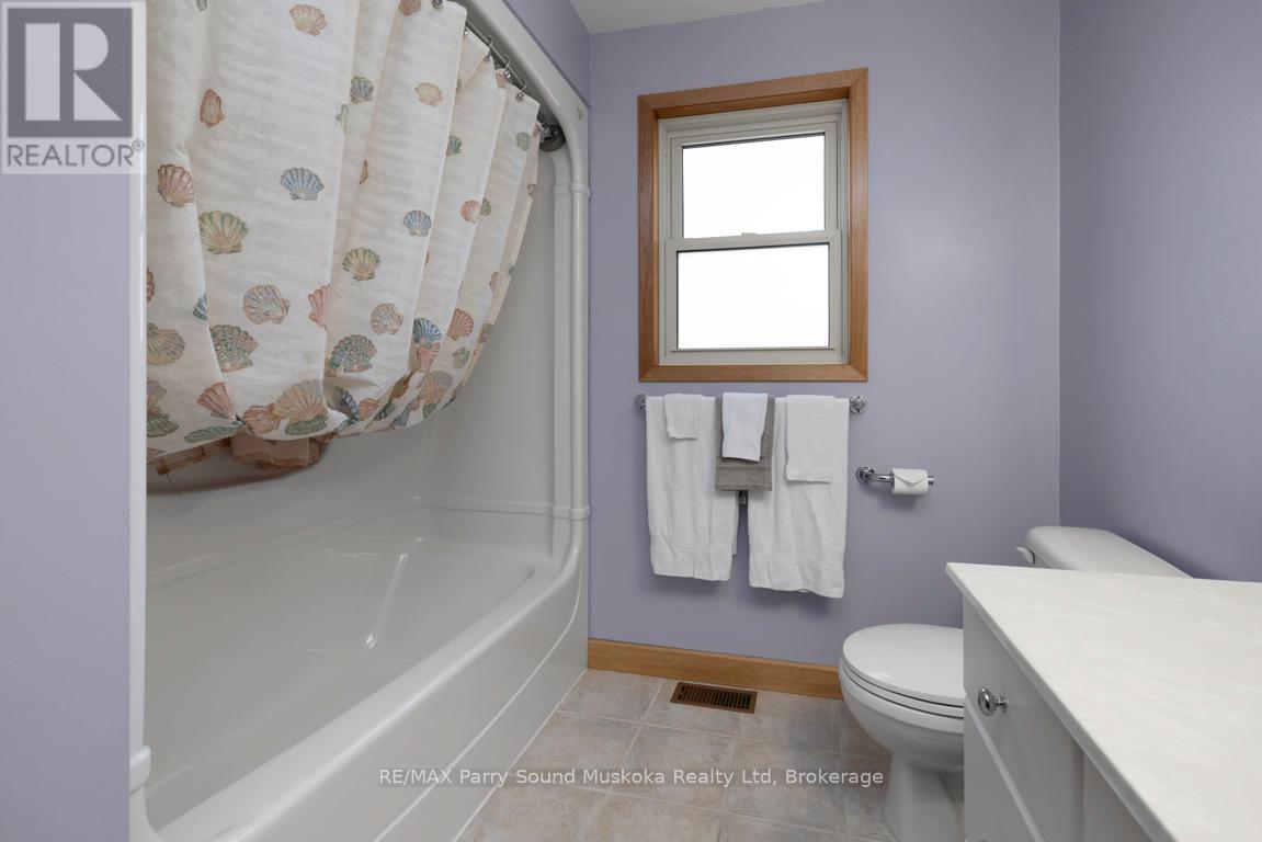 38 Shebeshekong Estates Road S, Carling, Ontario  P0G 1G0 - Photo 29 - X12445039