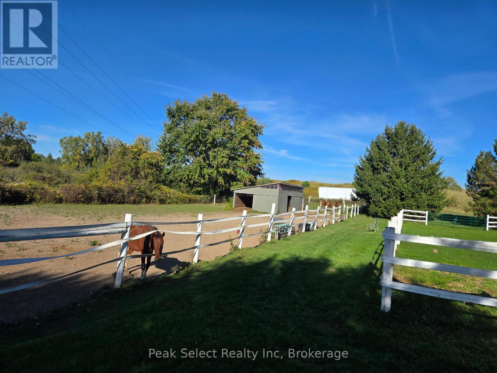 20076 Cherryhill Road, Thames Centre, Ontario  N0M 2M0 - Photo 3 - X12445041