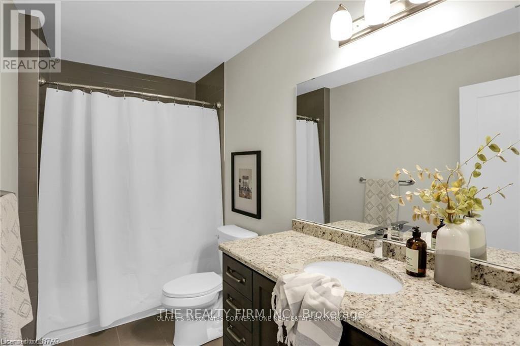 1305 - 505 Talbot Street, London East (East F), Ontario  N6A 2S6 - Photo 20 - X12445014