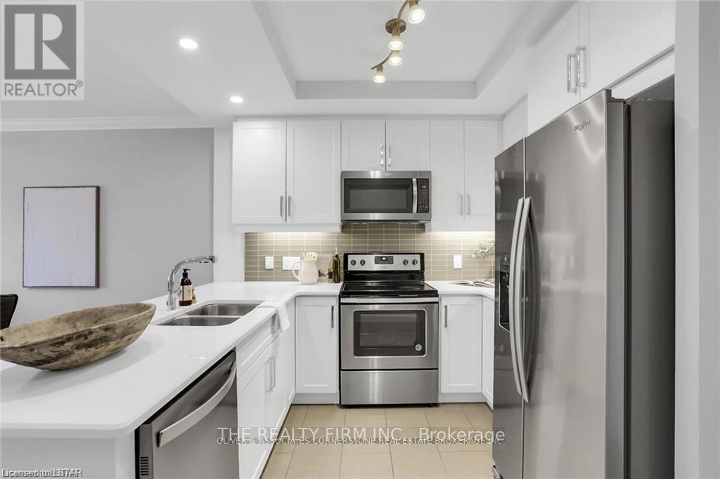 1305 - 505 Talbot Street, London East (East F), Ontario  N6A 2S6 - Photo 7 - X12445014