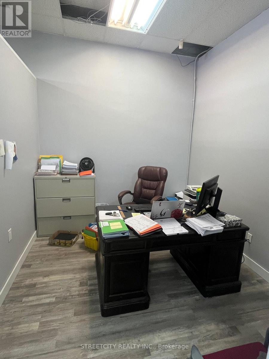 Unit C - 1472 Dundas Street, London East, Ontario  N5W 3B9 - Photo 6 - X12445029