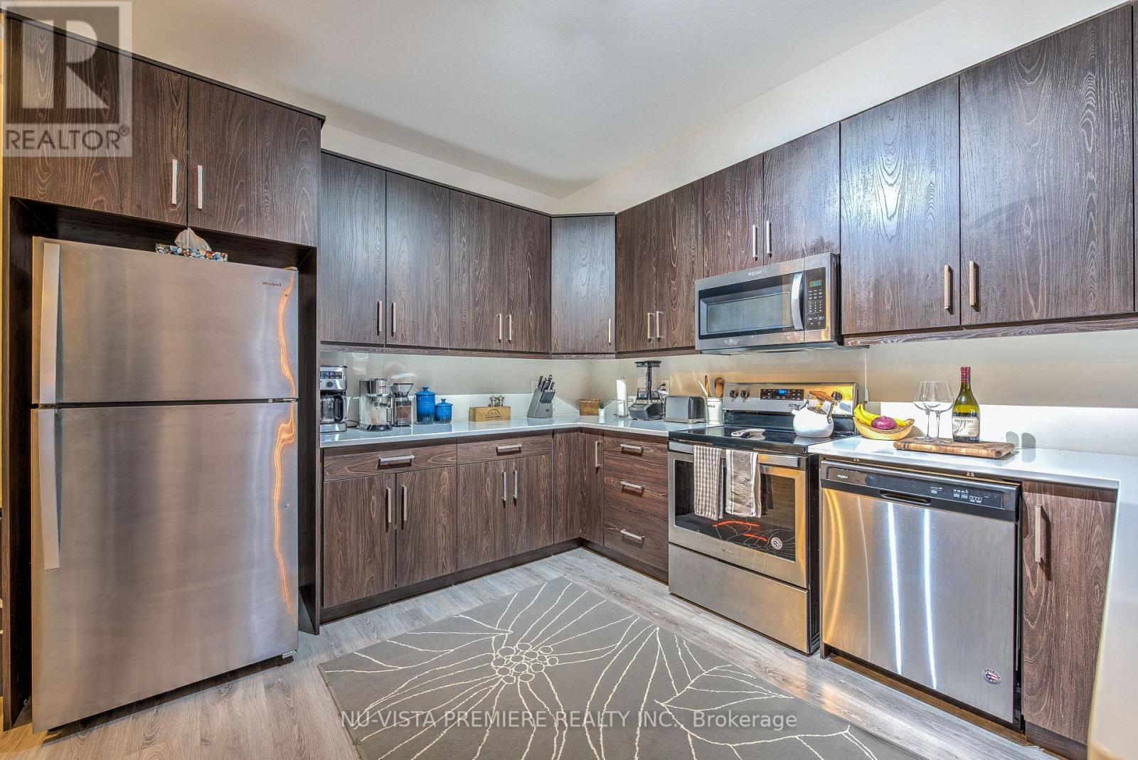 926 Battery Park, London North, Ontario  N6H 5J9 - Photo 16 - X12445037