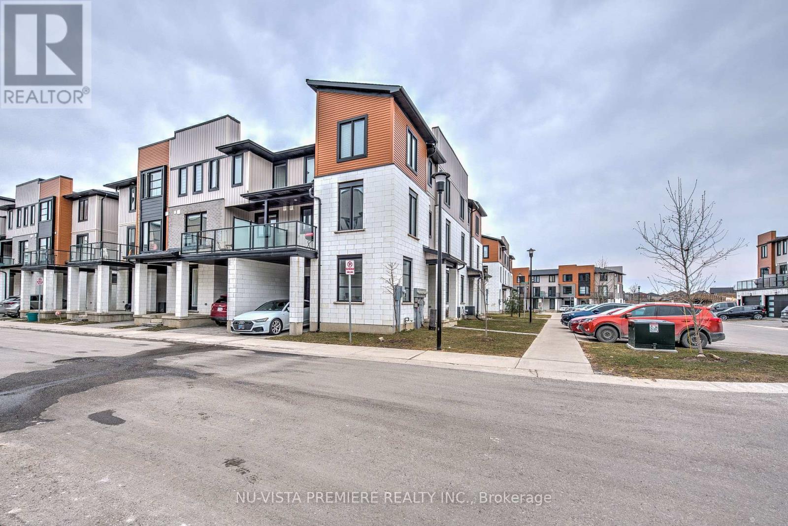 926 Battery Park, London North, Ontario  N6H 5J9 - Photo 27 - X12445037
