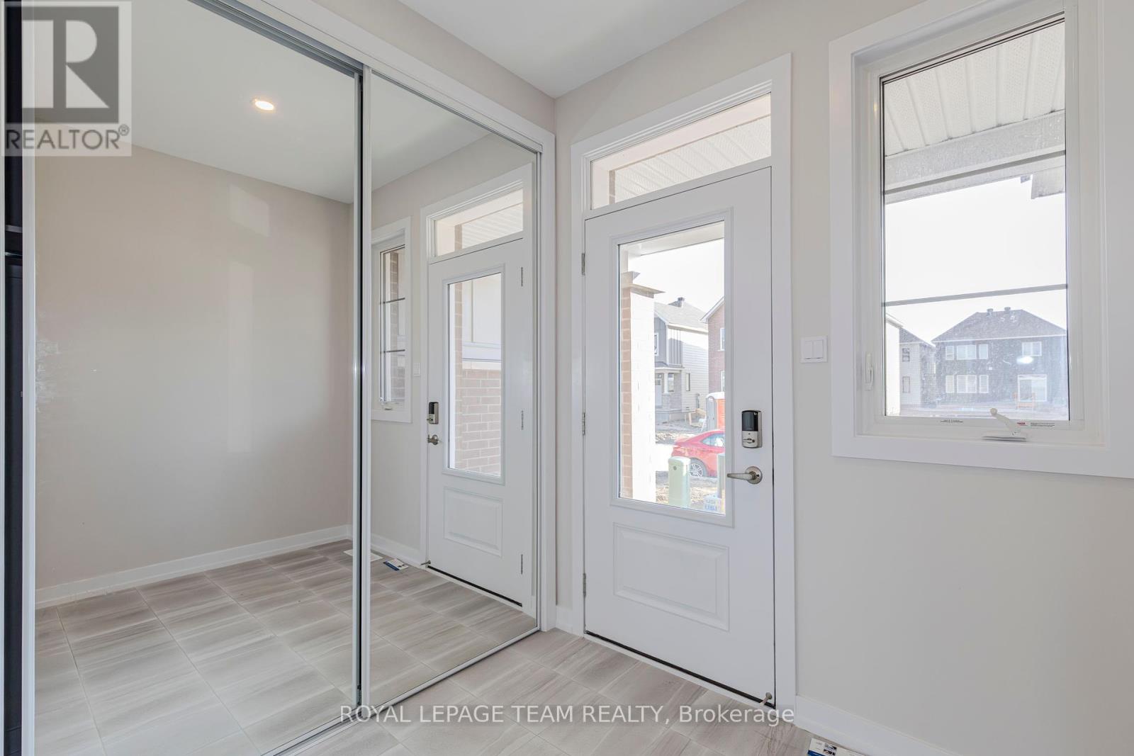 2060 Postilion Street N, Ottawa, Ontario  K0A 2Z0 - Photo 3 - X12445004