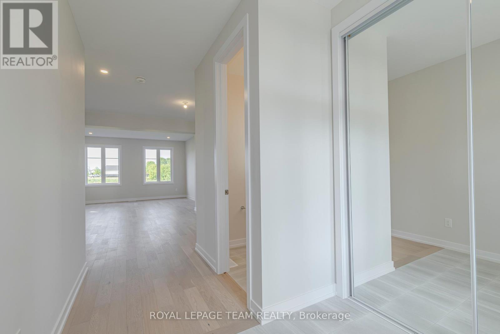 2060 Postilion Street N, Ottawa, Ontario  K0A 2Z0 - Photo 5 - X12445004
