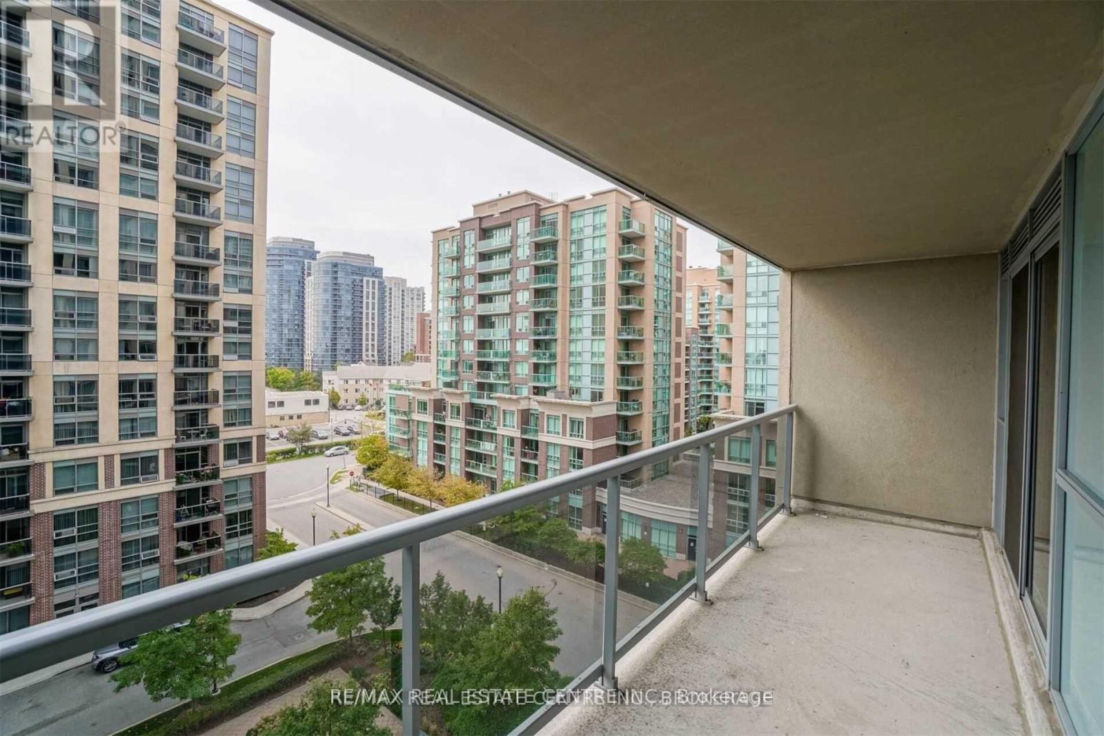 705 - 5 Michael Power Place, Toronto, Ontario  M9A 0A3 - Photo 19 - W12444979