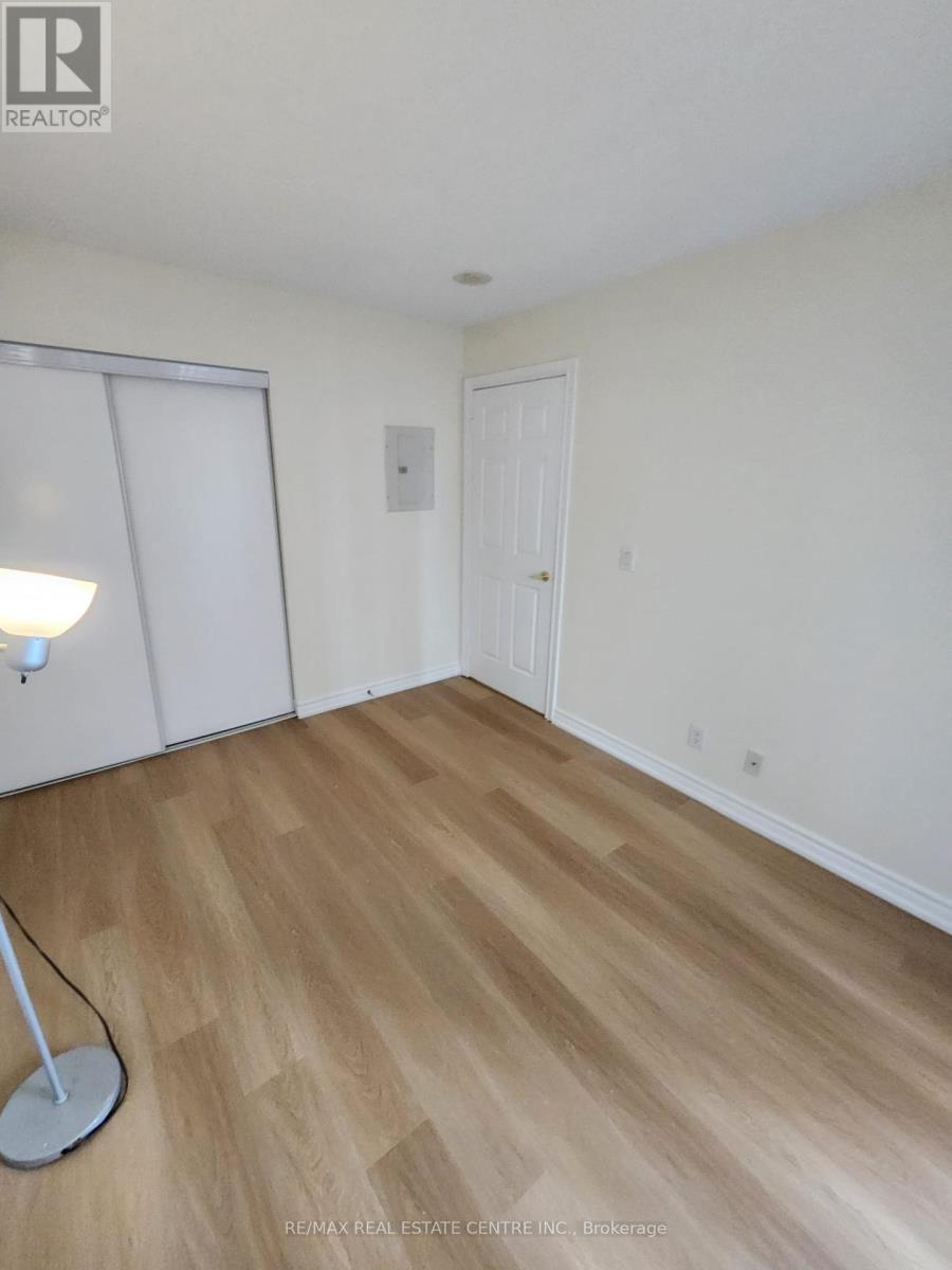705 - 5 Michael Power Place, Toronto, Ontario  M9A 0A3 - Photo 20 - W12444979