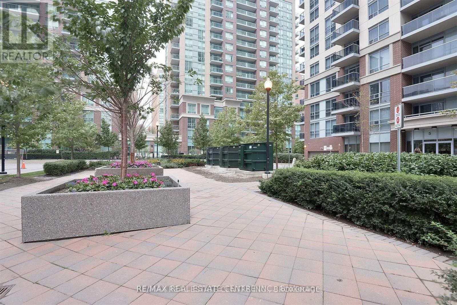 705 - 5 Michael Power Place, Toronto, Ontario  M9A 0A3 - Photo 24 - W12444979