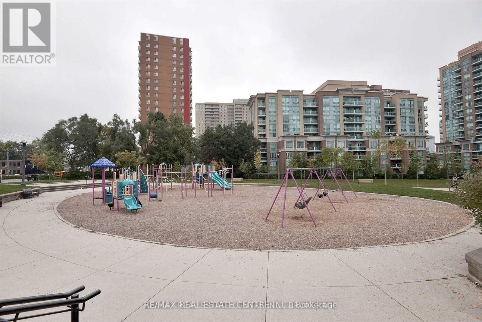 705 - 5 Michael Power Place, Toronto, Ontario  M9A 0A3 - Photo 27 - W12444979