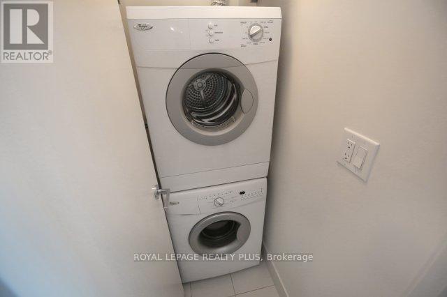 2231 - 165 Legion Road N, Toronto, Ontario  M8Y 0B3 - Photo 20 - W12444984