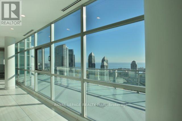 2231 - 165 Legion Road N, Toronto, Ontario  M8Y 0B3 - Photo 28 - W12444984