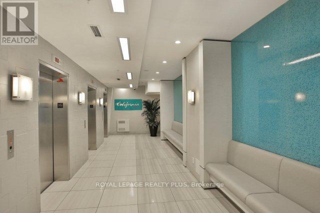 2231 - 165 Legion Road N, Toronto, Ontario  M8Y 0B3 - Photo 5 - W12444984