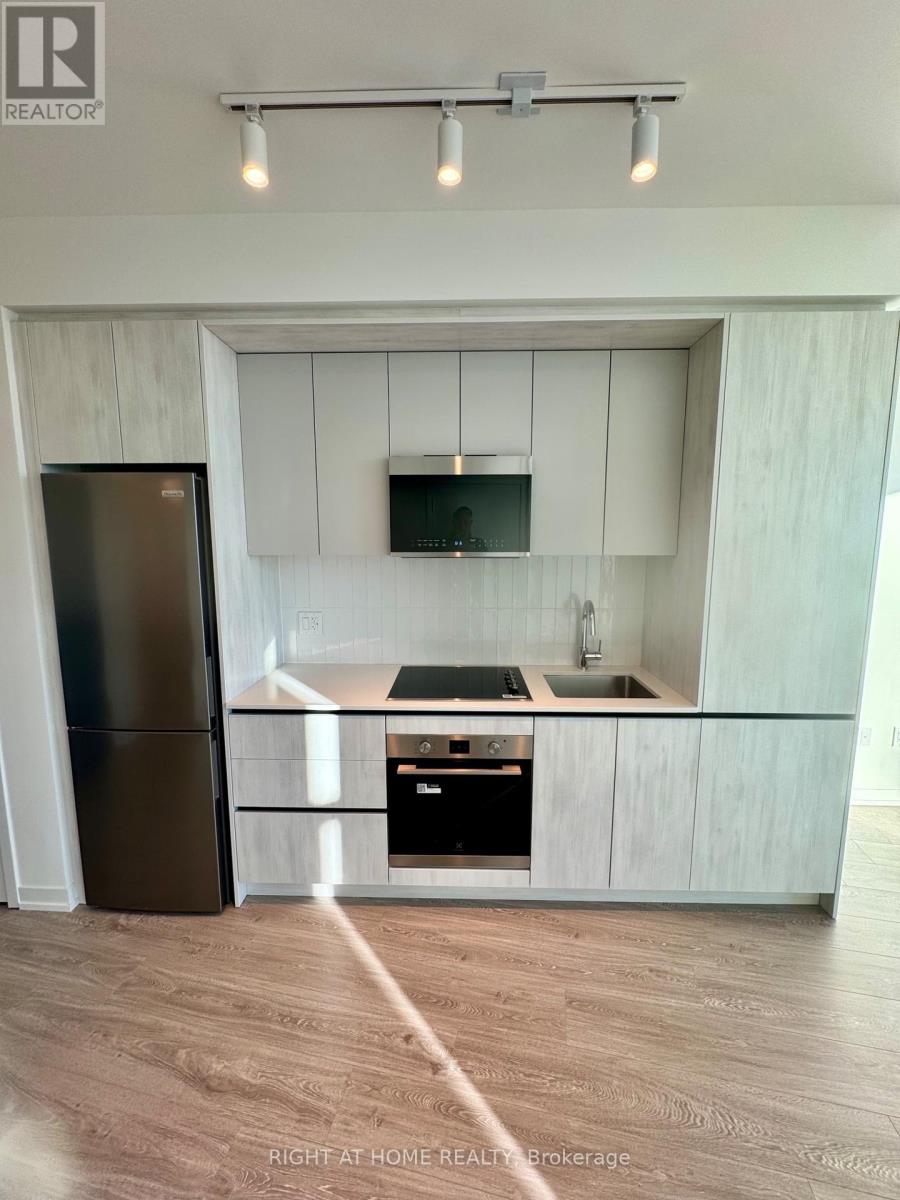 1022 - 2485 Eglinton Ave W Avenue, Mississauga, Ontario  L5M 2T1 - Photo 16 - W12444989
