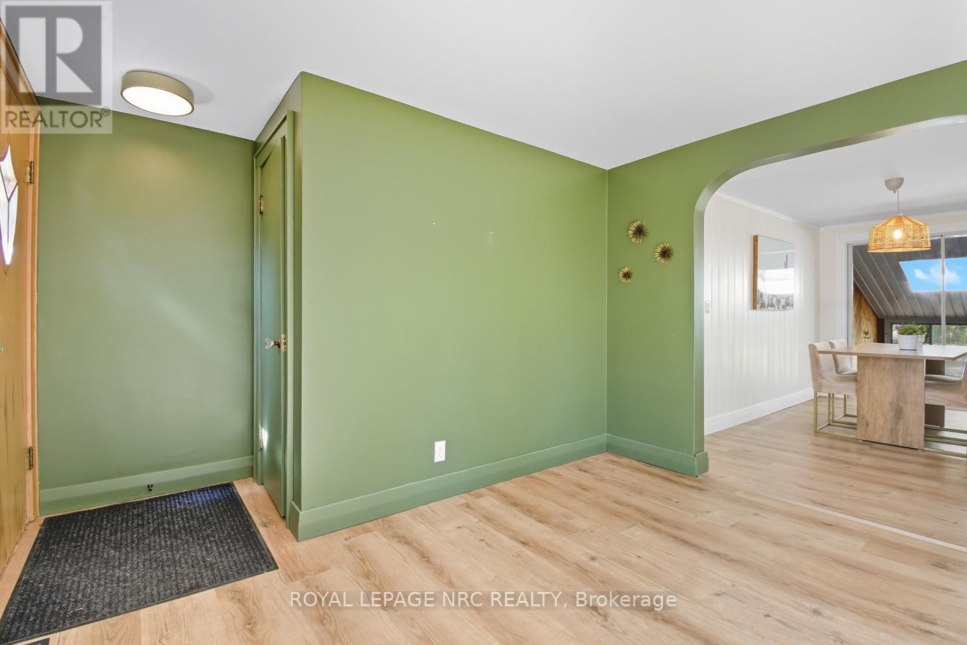 3754 Highland Drive, Fort Erie, Ontario  L0S 1N0 - Photo 7 - X12445046