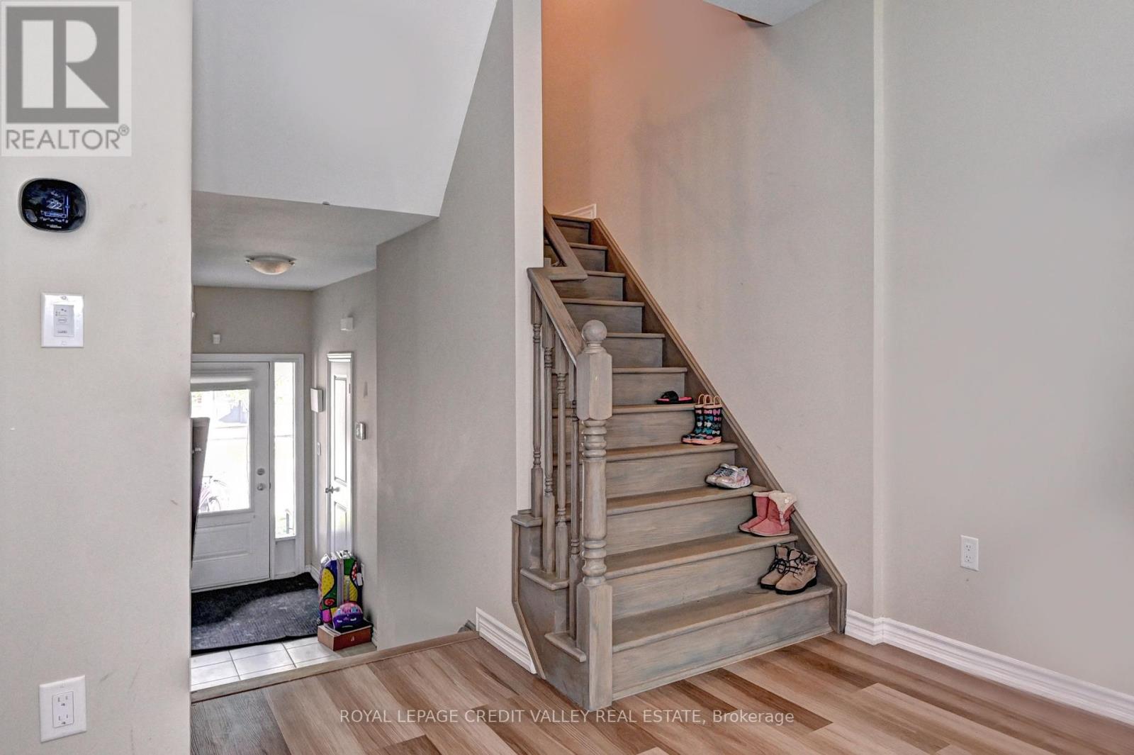 17 - 324 Equestrian Way, Cambridge, Ontario  N3E 0E2 - Photo 16 - X12444985