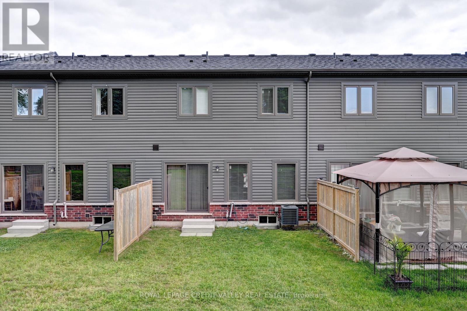 17 - 324 Equestrian Way, Cambridge, Ontario  N3E 0E2 - Photo 33 - X12444985