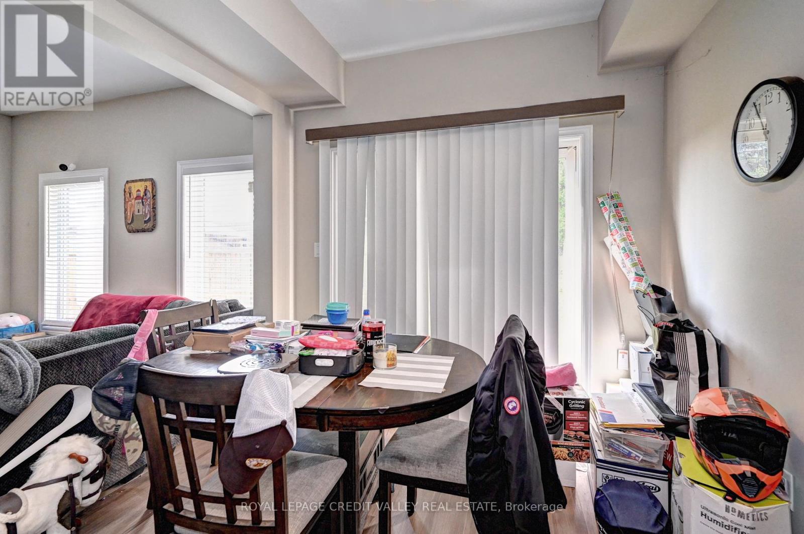 17 - 324 Equestrian Way, Cambridge, Ontario  N3E 0E2 - Photo 5 - X12444985