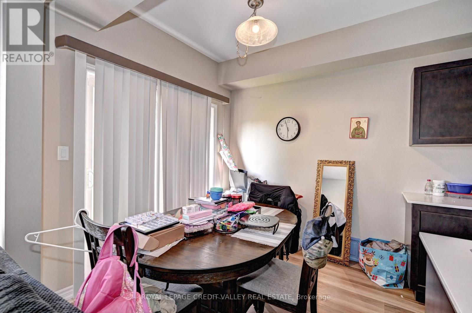 17 - 324 Equestrian Way, Cambridge, Ontario  N3E 0E2 - Photo 6 - X12444985