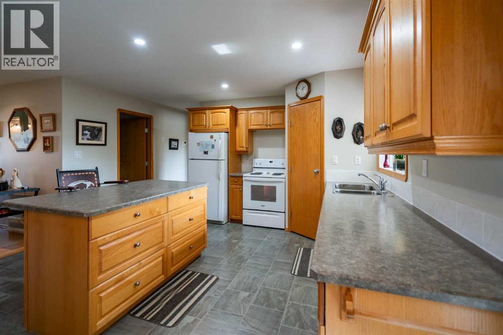 321 Allen Street (Braim), Rural Camrose County, Alberta  T4V 2N1 - Photo 5 - A2262019