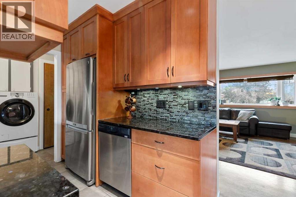 307 Cantrell Place Sw, Calgary, Alberta  T2W 2A3 - Photo 11 - A2233767