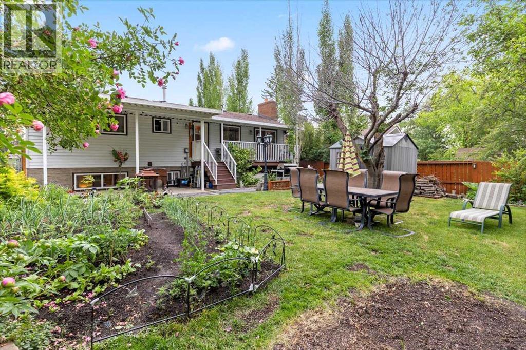 307 Cantrell Place Sw, Calgary, Alberta  T2W 2A3 - Photo 33 - A2233767