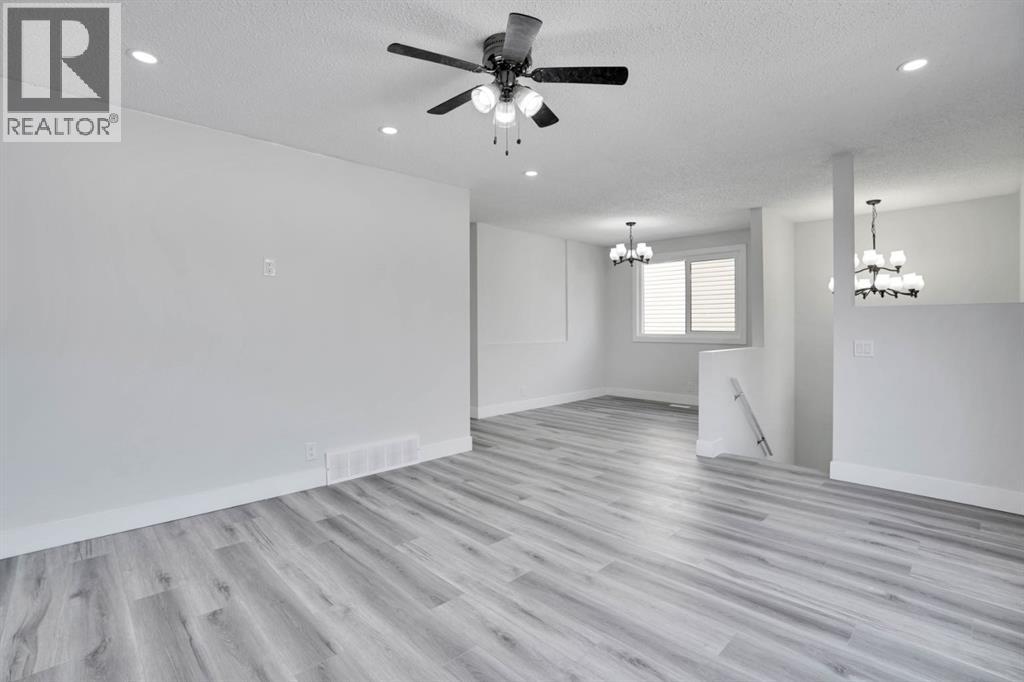 104 Castlegreen Close Ne, Calgary, Alberta  T3J 1Y6 - Photo 11 - A2252943