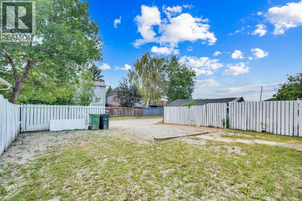 104 Castlegreen Close Ne, Calgary, Alberta  T3J 1Y6 - Photo 46 - A2252943