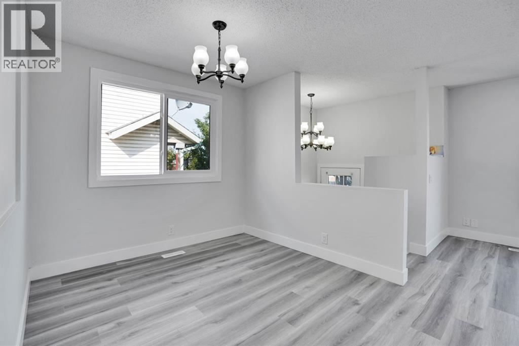104 Castlegreen Close Ne, Calgary, Alberta  T3J 1Y6 - Photo 8 - A2252943