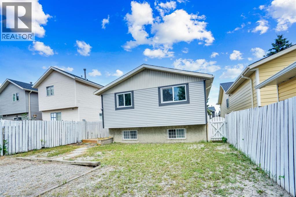104 Castlegreen Close Ne, Calgary, Alberta  T3J 1Y6 - Photo 44 - A2252943