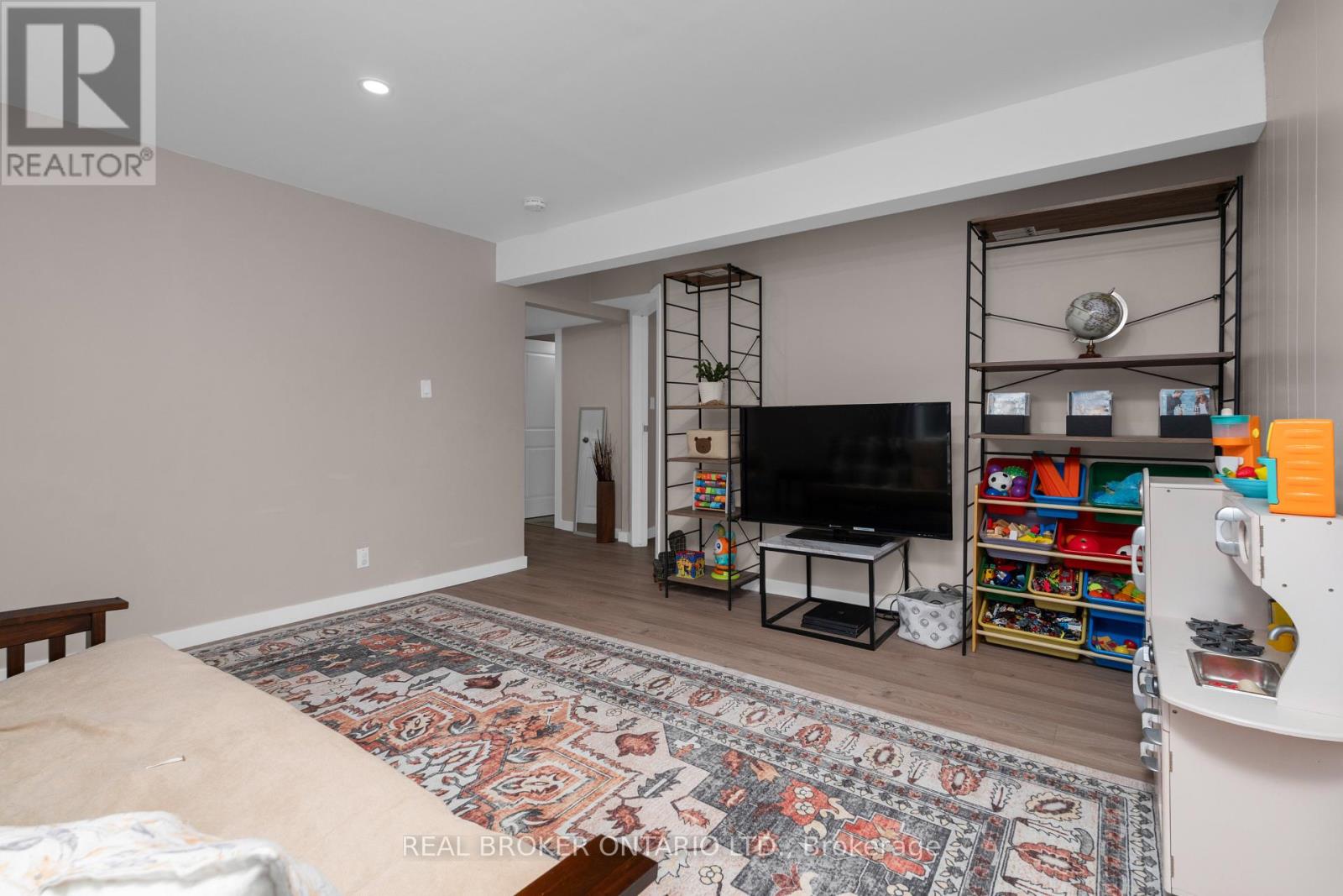 313 Syples Street, Armour, Ontario  P0A 1C0 - Photo 28 - X12351798