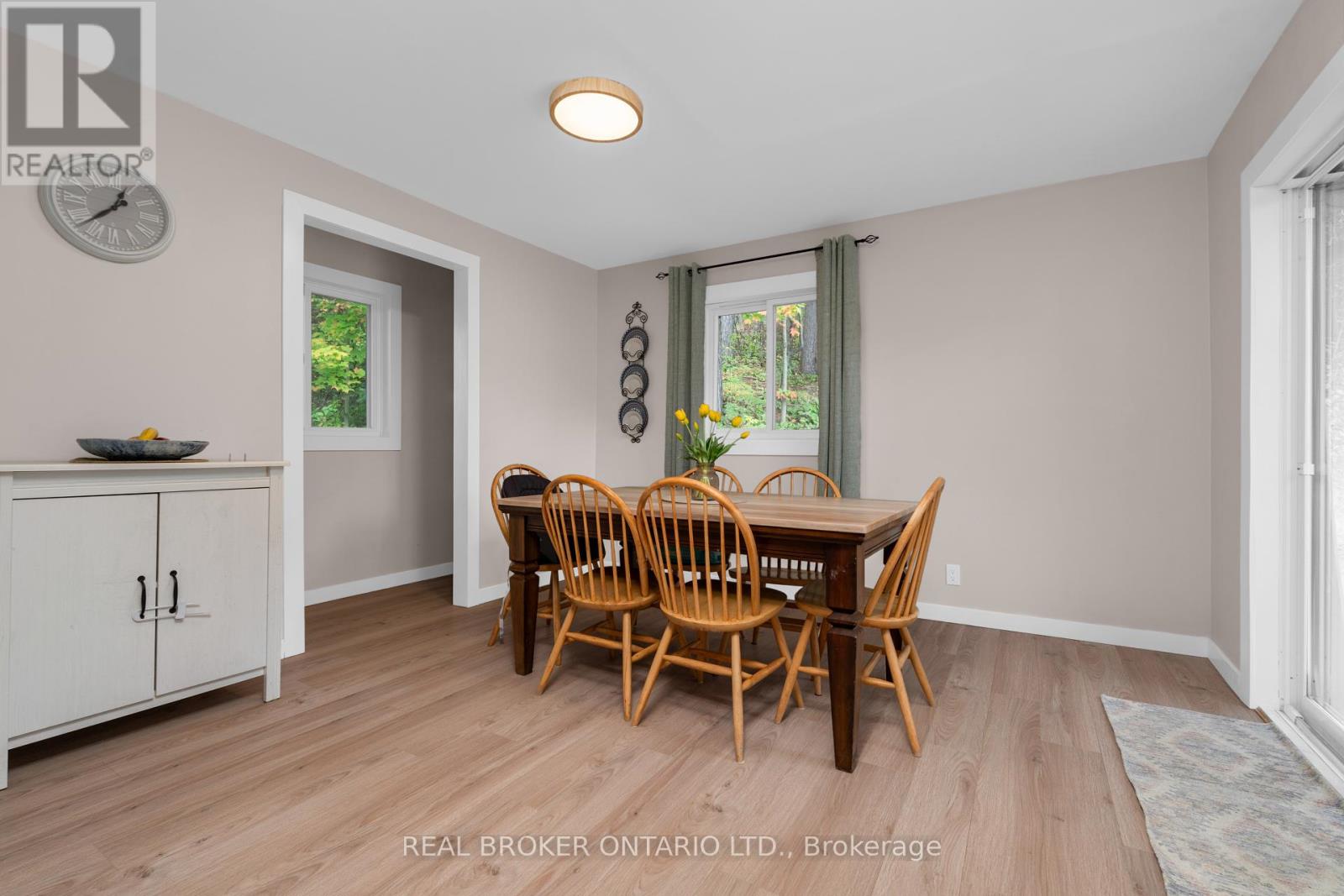 313 Syples Street, Armour, Ontario  P0A 1C0 - Photo 11 - X12351798