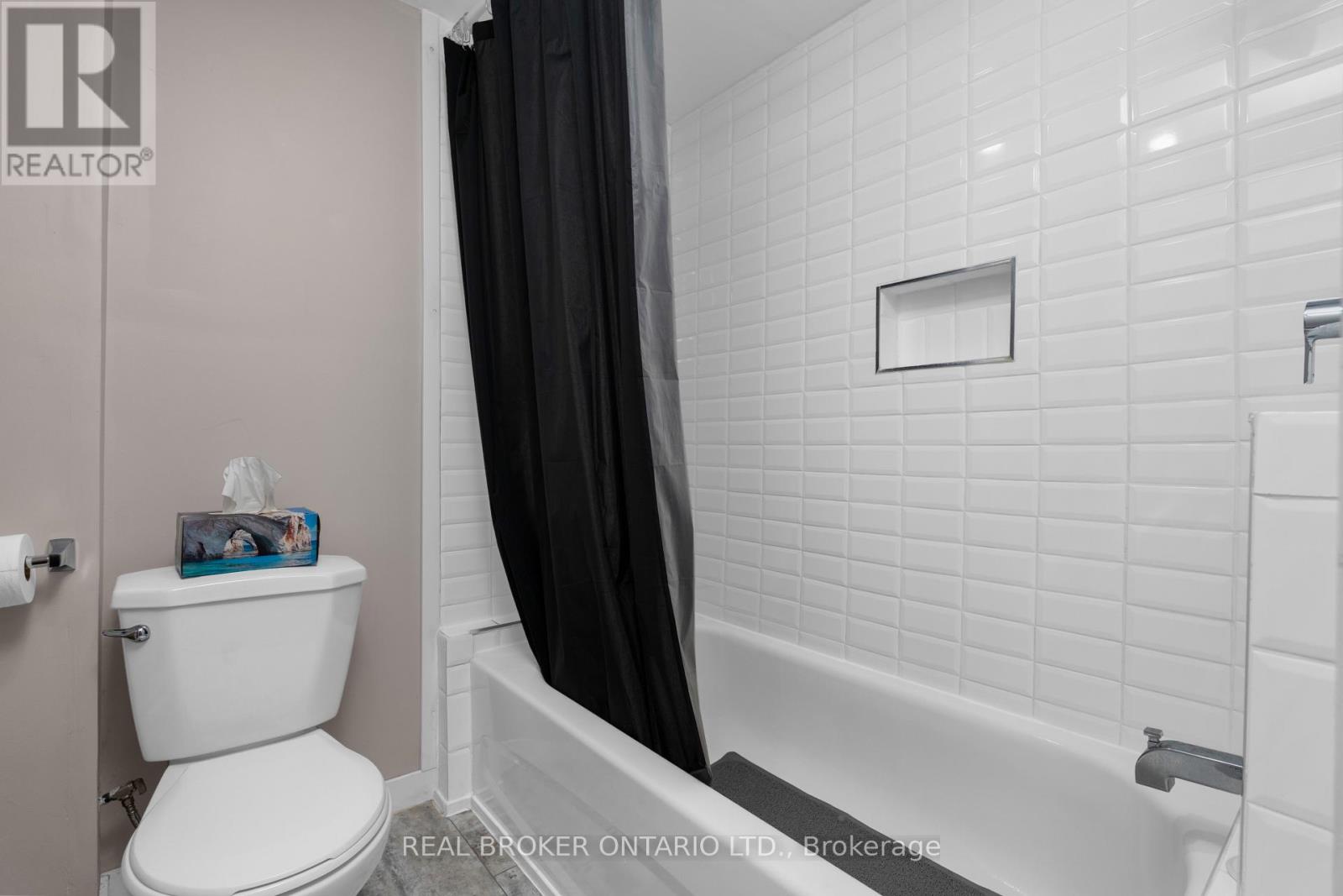313 Syples Street, Armour, Ontario  P0A 1C0 - Photo 31 - X12351798