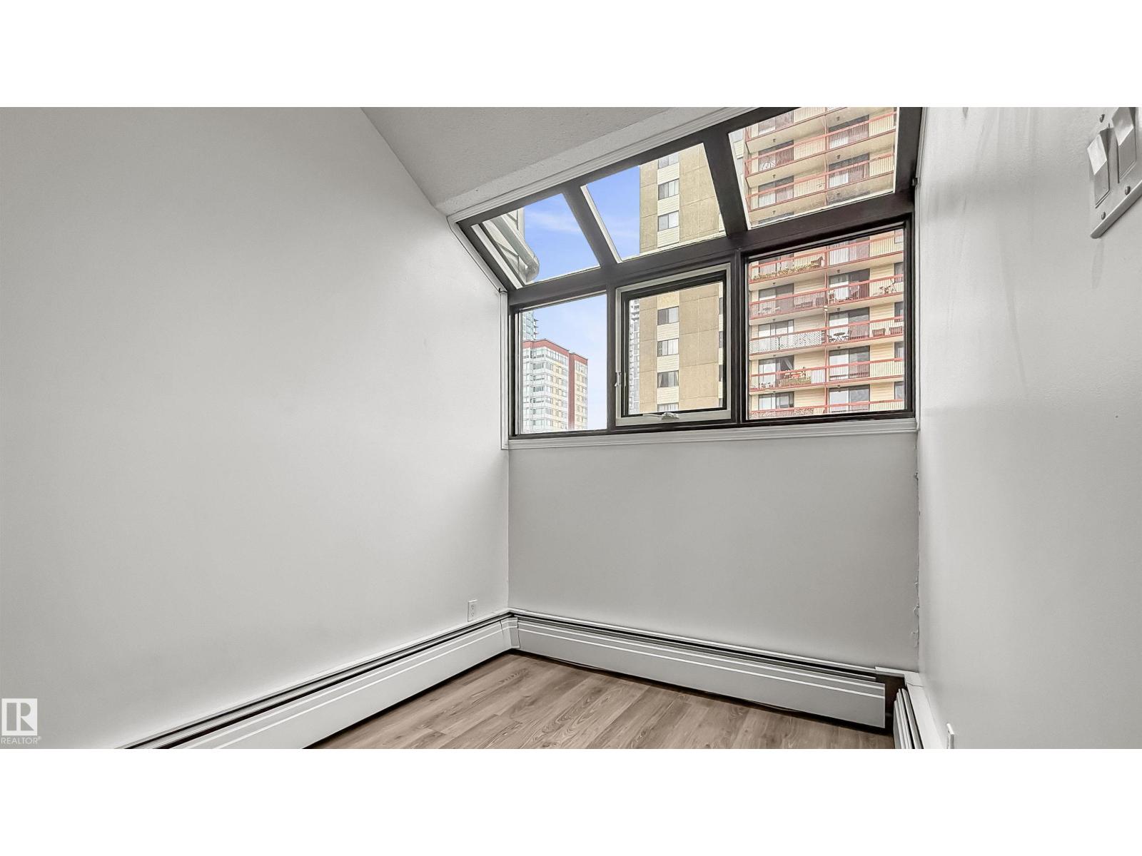 Unknown Address, ,     - Photo 11 - E4460858
