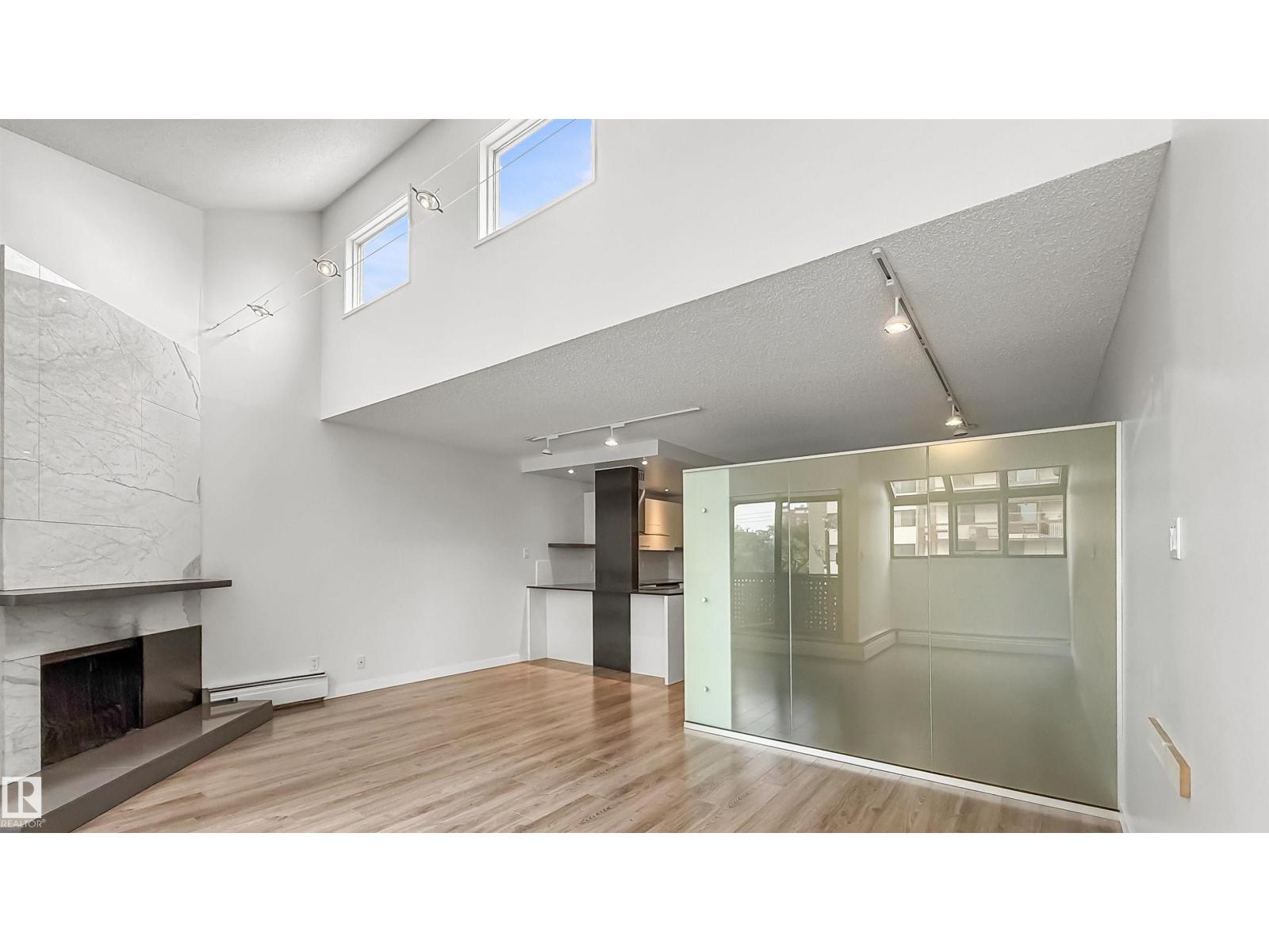 Unknown Address, ,     - Photo 13 - E4460858