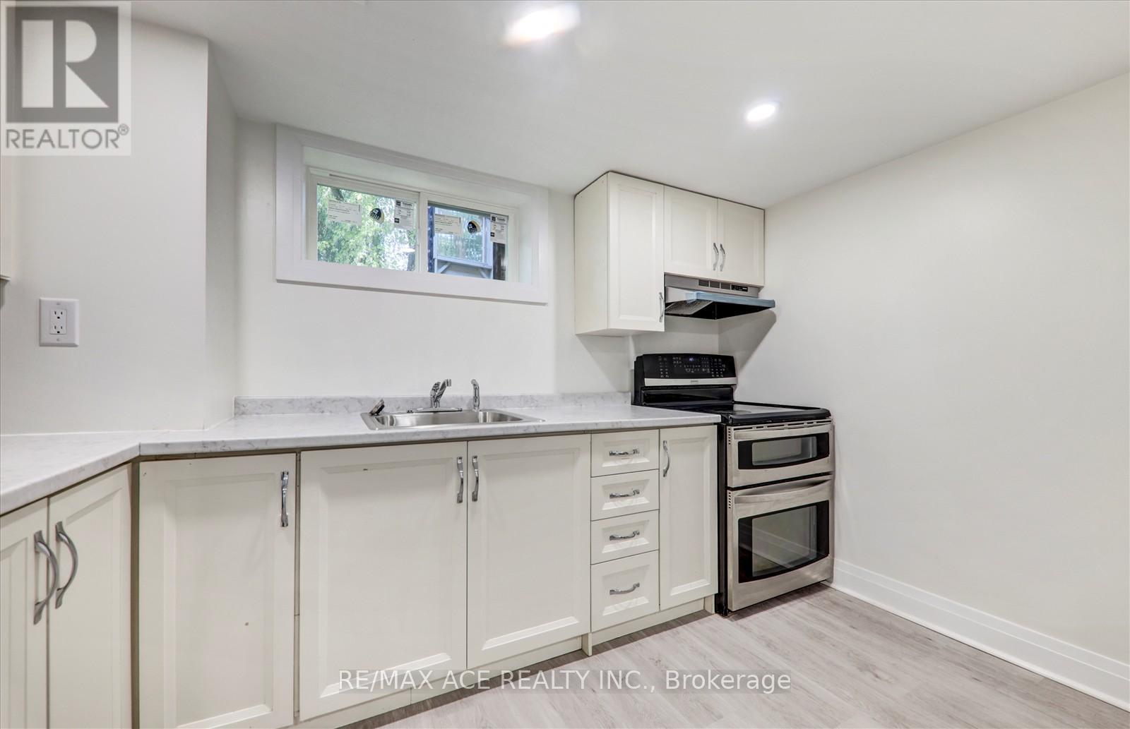 19 Blakemanor Boulevard, Toronto, Ontario  M1J 2W3 - Photo 25 - E12445009