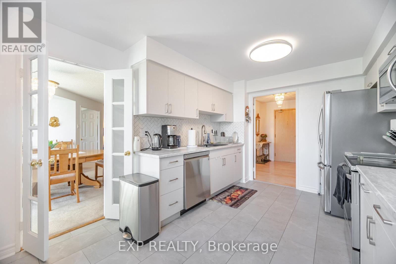 613 - 7825 Bayview Avenue, Markham (Aileen-Willowbrook), Ontario  L3T 7N2 - Photo 9 - N12445017
