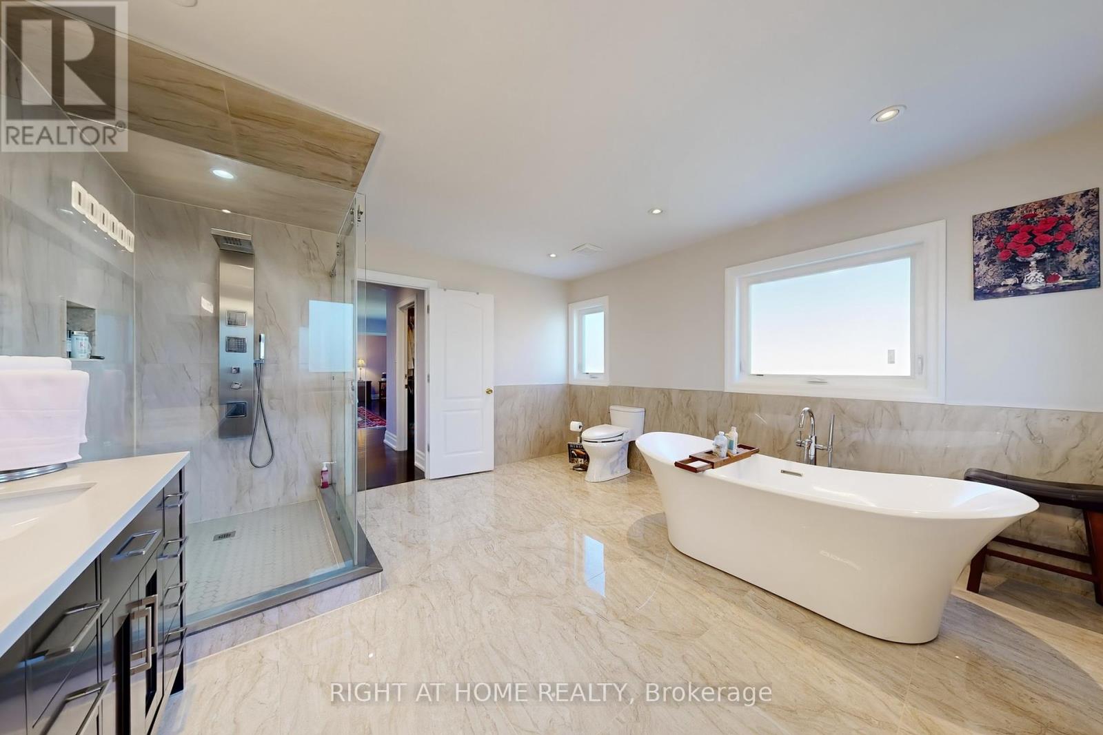 8 Springbrook Drive, Richmond Hill (Langstaff), Ontario  L4B 3R9 - Photo 25 - N12445018