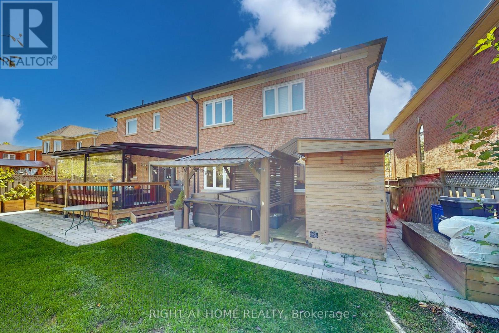 8 Springbrook Drive, Richmond Hill (Langstaff), Ontario  L4B 3R9 - Photo 43 - N12445018