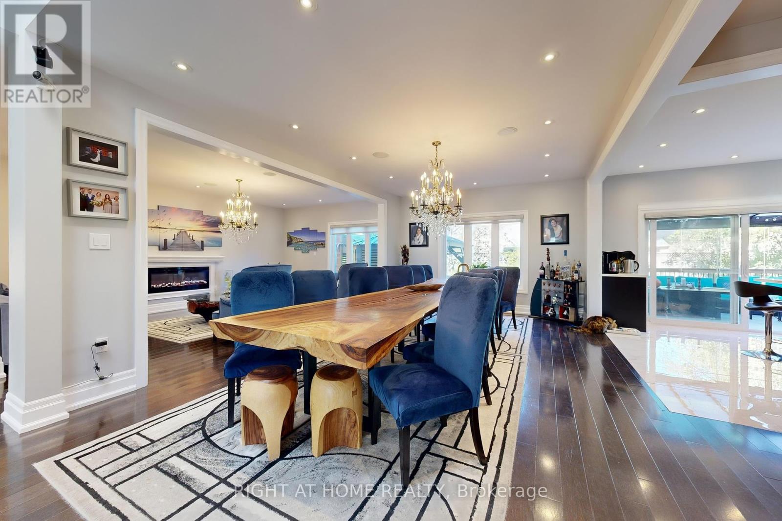 8 Springbrook Drive, Richmond Hill (Langstaff), Ontario  L4B 3R9 - Photo 7 - N12445018