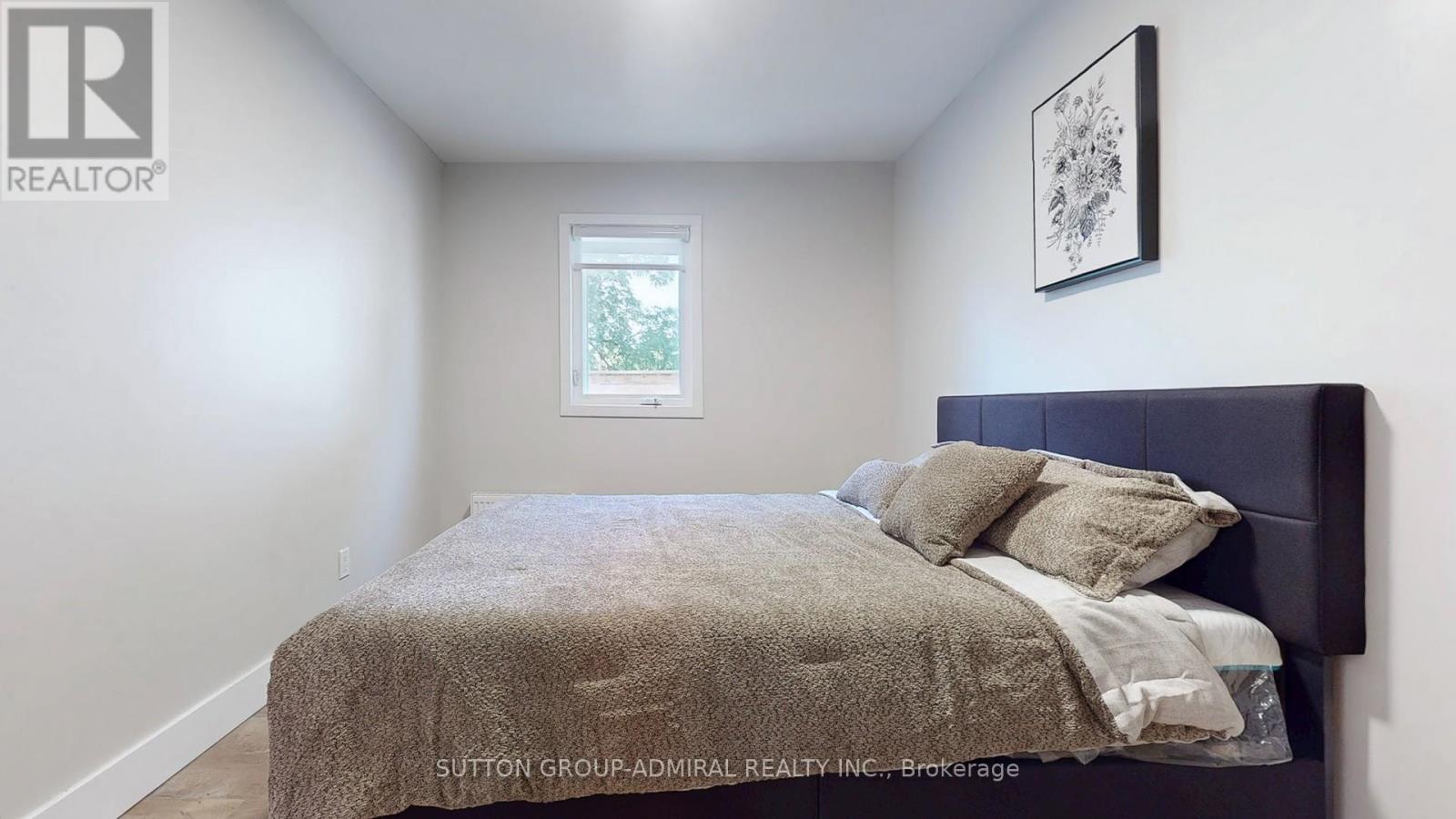 Main Floor - 242 Muriel Street, Newmarket, Ontario  L3Y 3N3 - Photo 17 - N12445027