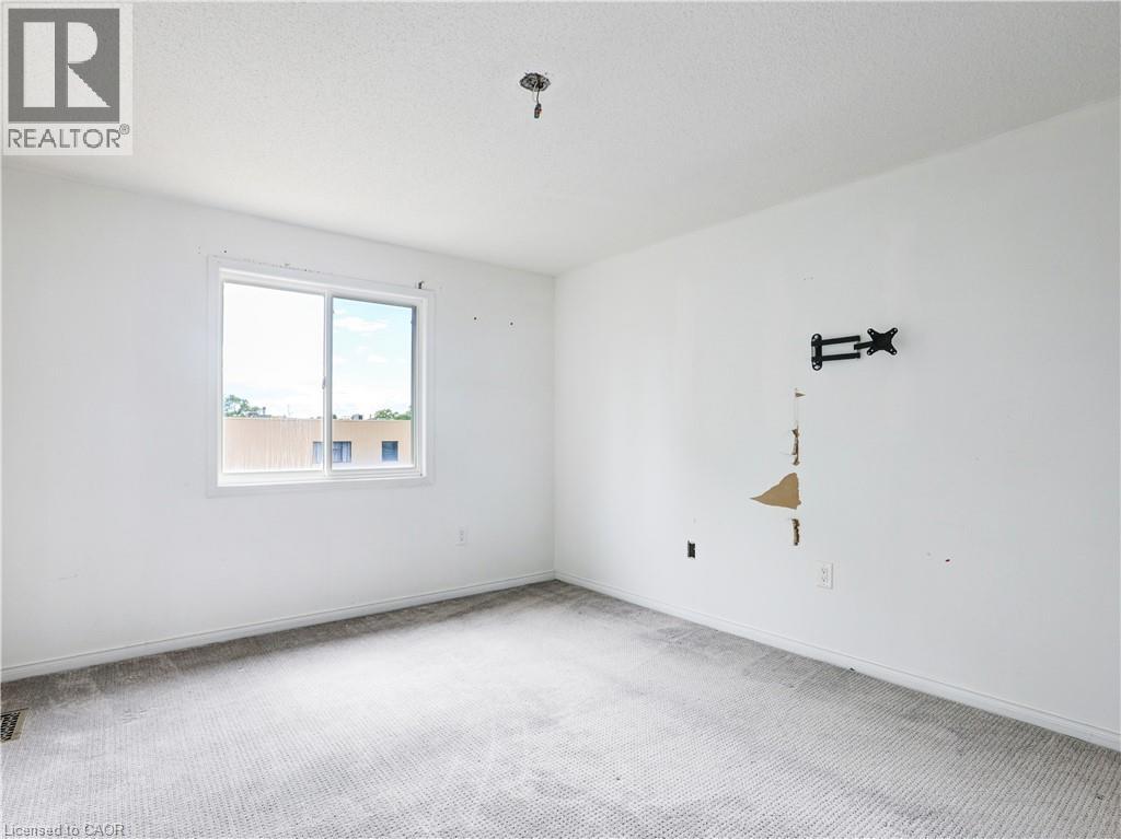 14 Chateau Crescent, Cambridge, Ontario  N3H 5S2 - Photo 28 - 40776305