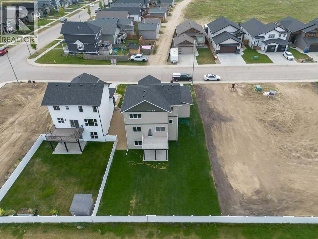 10 Aura Drive, Blackfalds, Alberta  T4M 0N3 - Photo 4 - A2253279